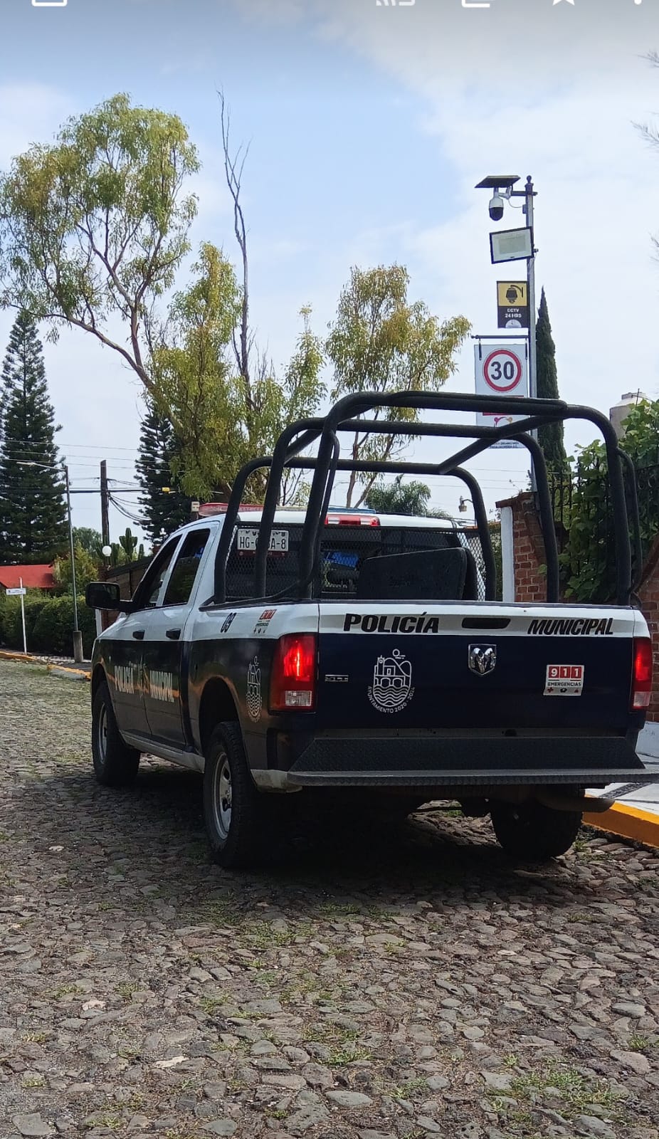 WhatsApp Image 2025-10-30 at 08.06.07